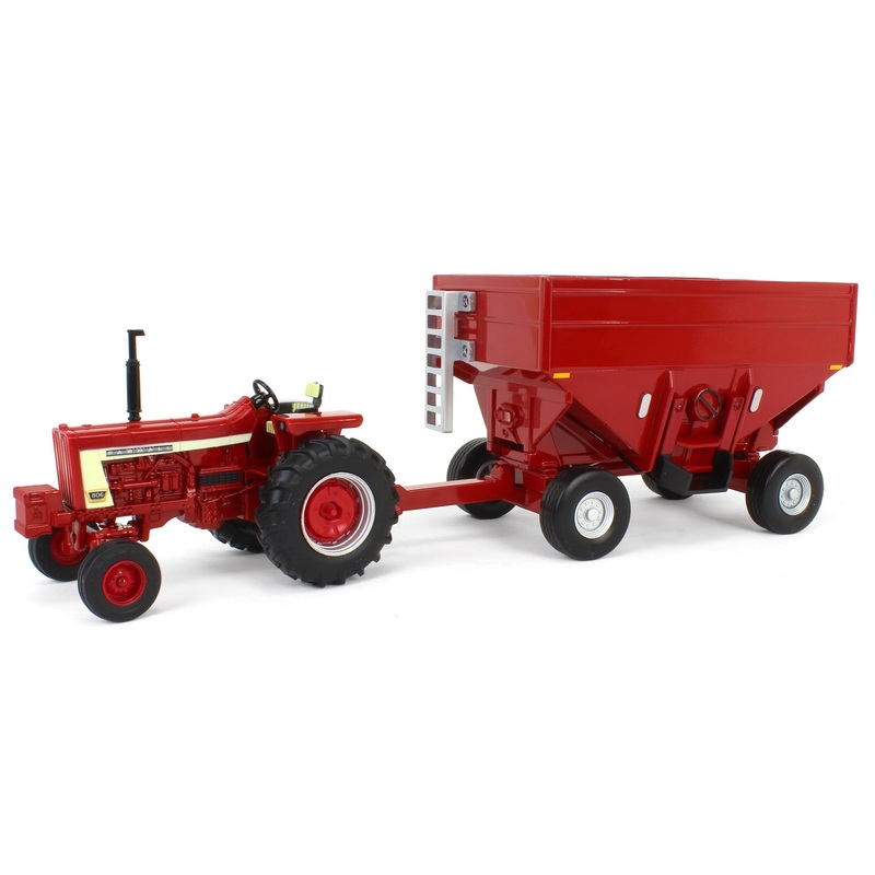 (B&D) 1/32 Farmall 806 with Gravity Wagon - Damaged Box