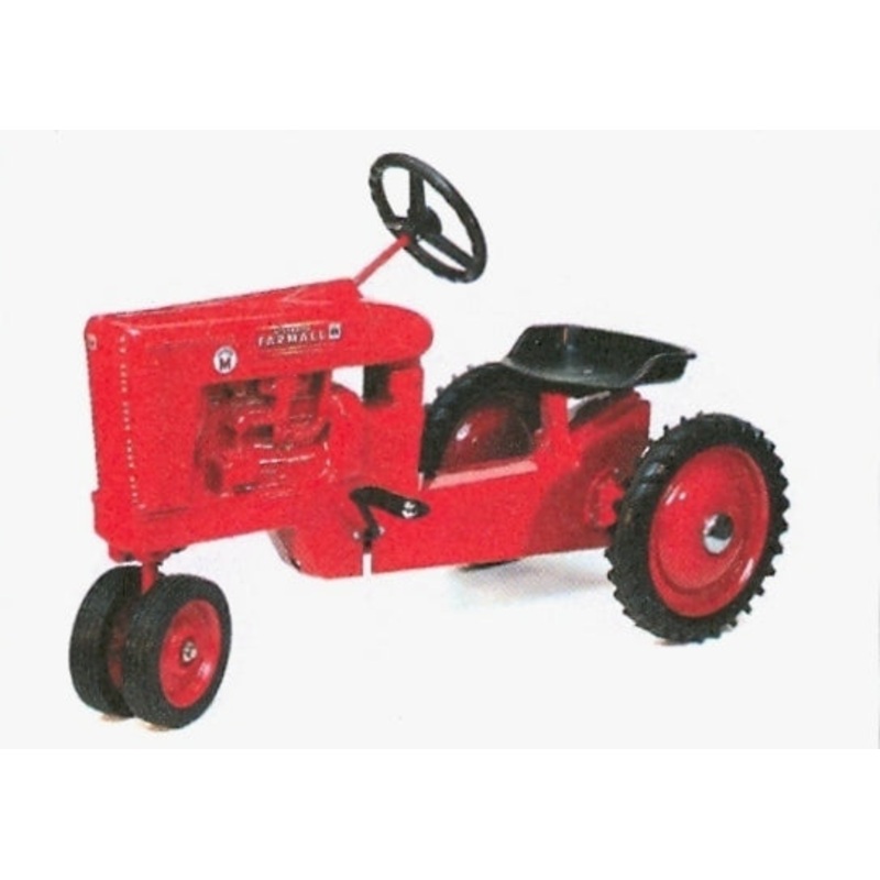 (B&D) IH Farmall Super M Pedal Tractor, 1999 Collector Edition - Box Damage