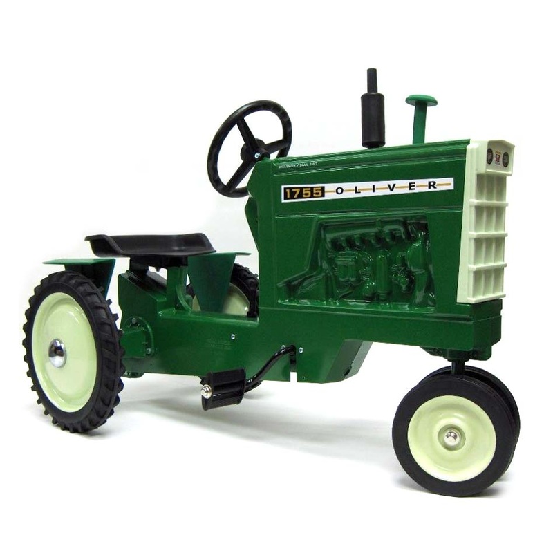 (B&D) Oliver 1755 Narrow Front Pedal Tractor, 2006 Farm Progress Show - Box Damage