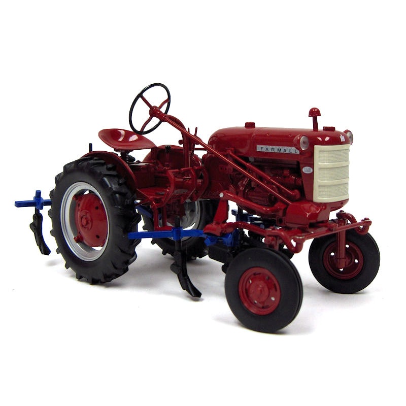 (B&D) 1/16 IH Farmall 560 Style Cub w/ 144 One Row Cultivator - Damaged Box, Displayed