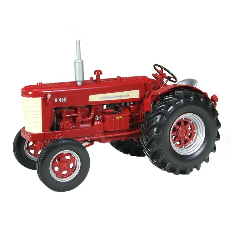 1/16 International Harvester W450 Gas Tractor with Wide Front