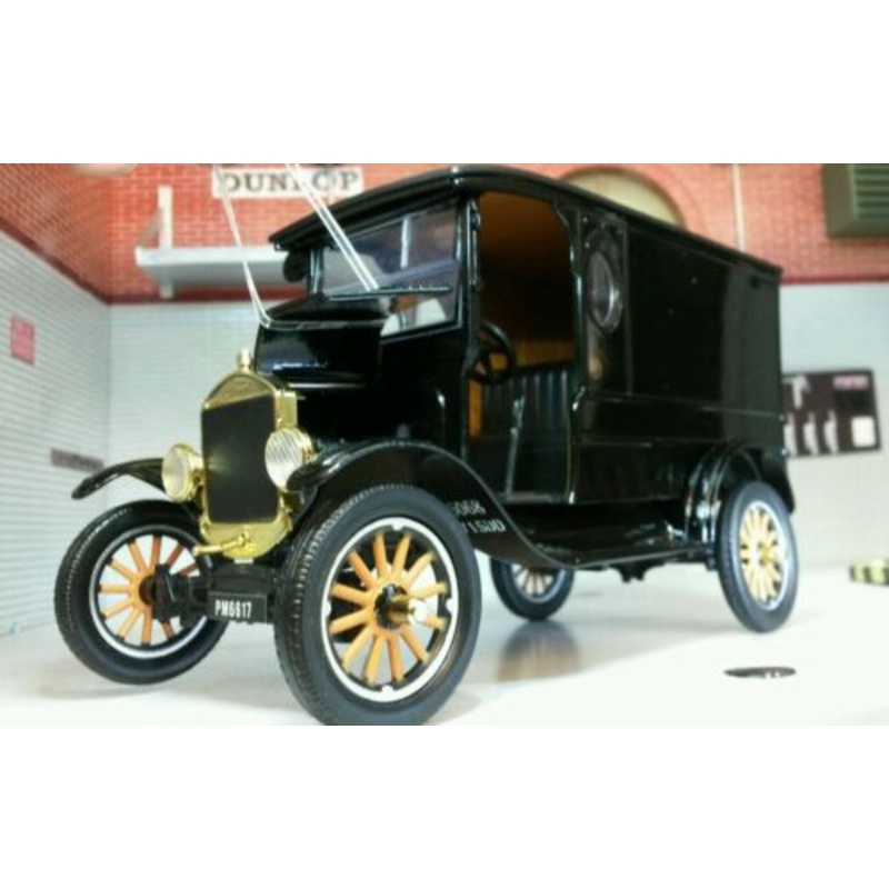 Ford Model T 1925 Delivery Van Motormax 1:24