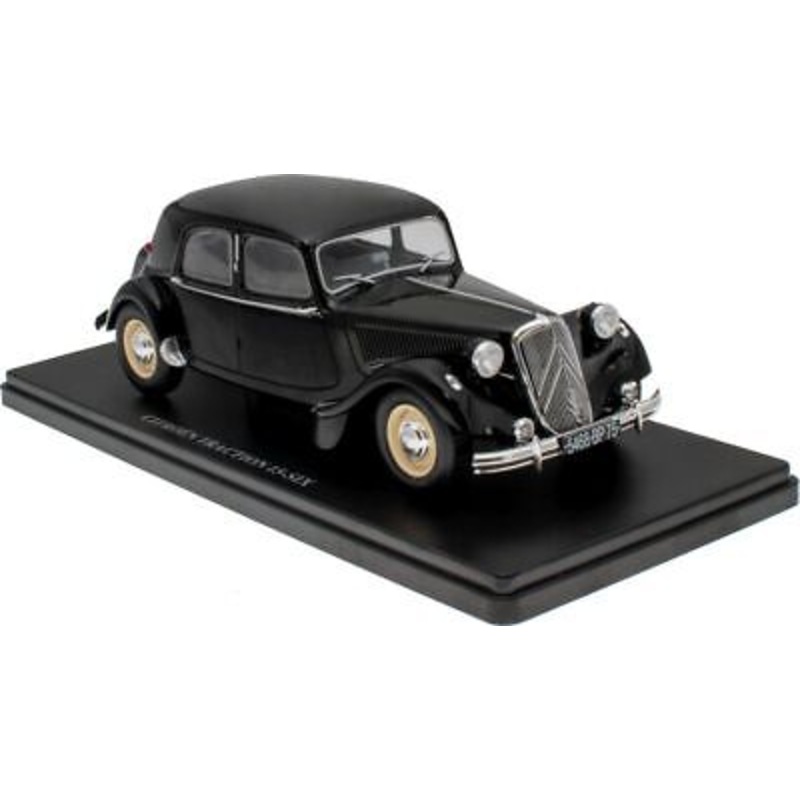 Citroen Traction 15-Six Black 1953 Altaya 1:24