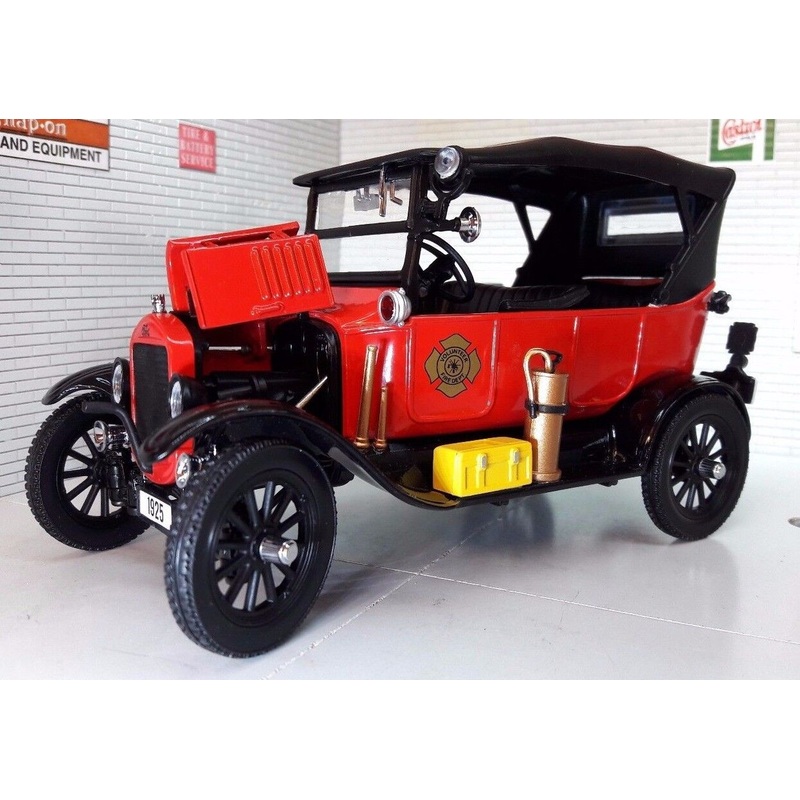 Ford Model T 1925 Fire Engine Sunstar 1:24