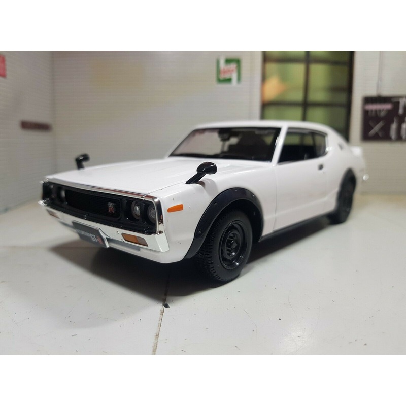 Nissan 1973 Skyline 2000GT-R 31528 Maistro 1:24
