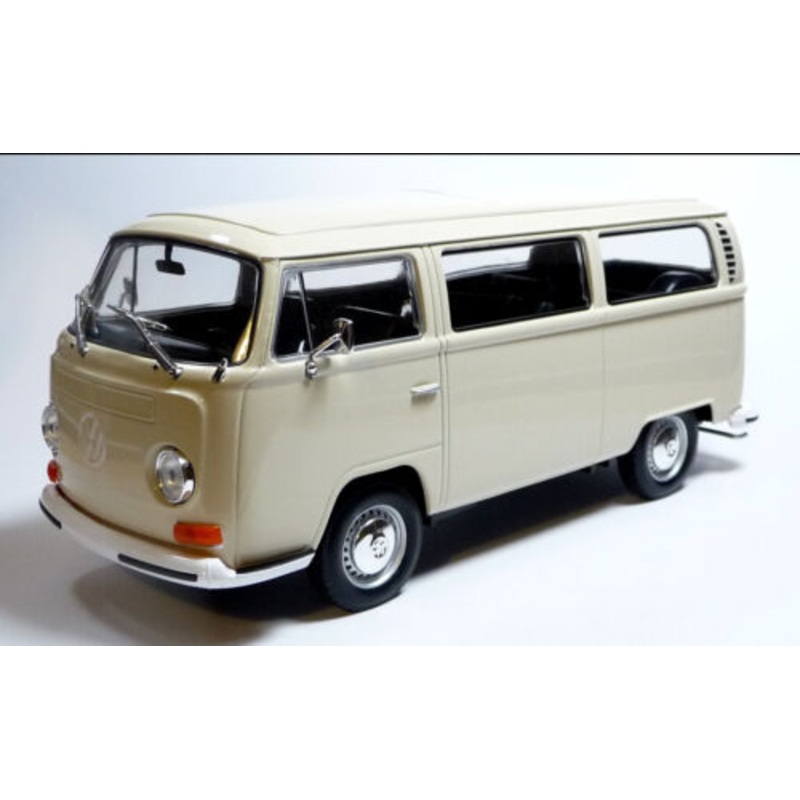 Volkswagen 1972  VW Bay T2 22472 Welly 1:24