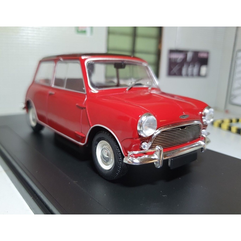 Austin Mini Cooper Morris Mk 1 1961 Red 1275 Whitebox 1:24
