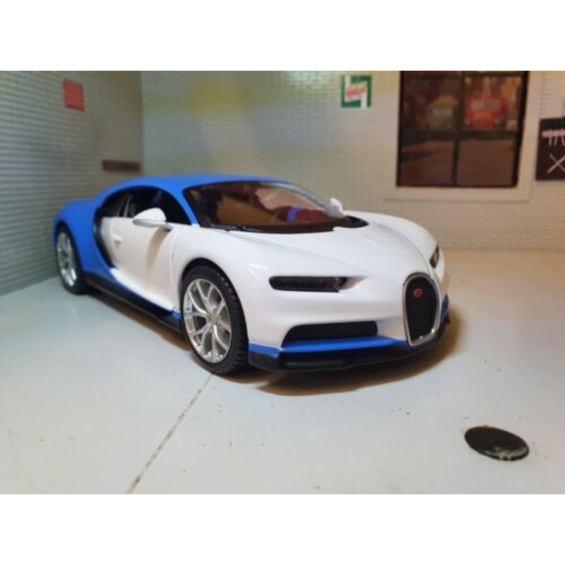 Bugatti 2016 Chiron Maisto 32509 1:24