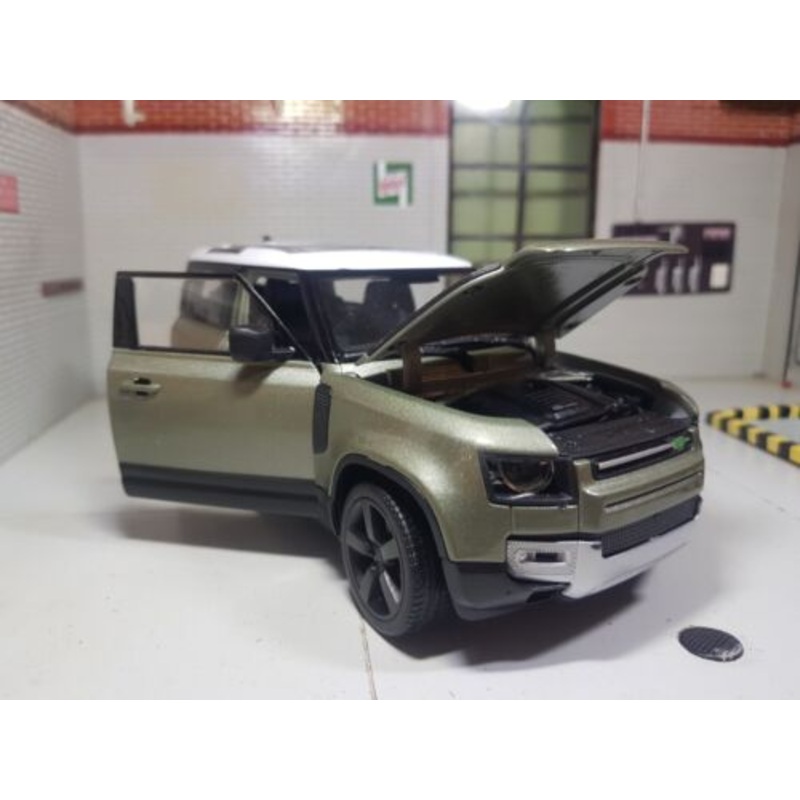 Land Rover 2020 Defender 90 24110 Welly 1:26
