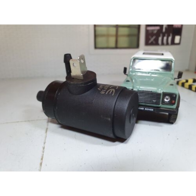 Land Rover Defender 24v Army RAF Wolf Screen Washer Screenwash Pump PRC3615