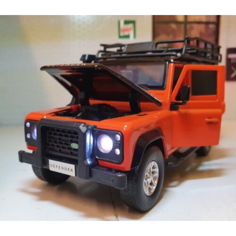 Land Rover Defender TDCi 110 32105010 Tayumo 1:32