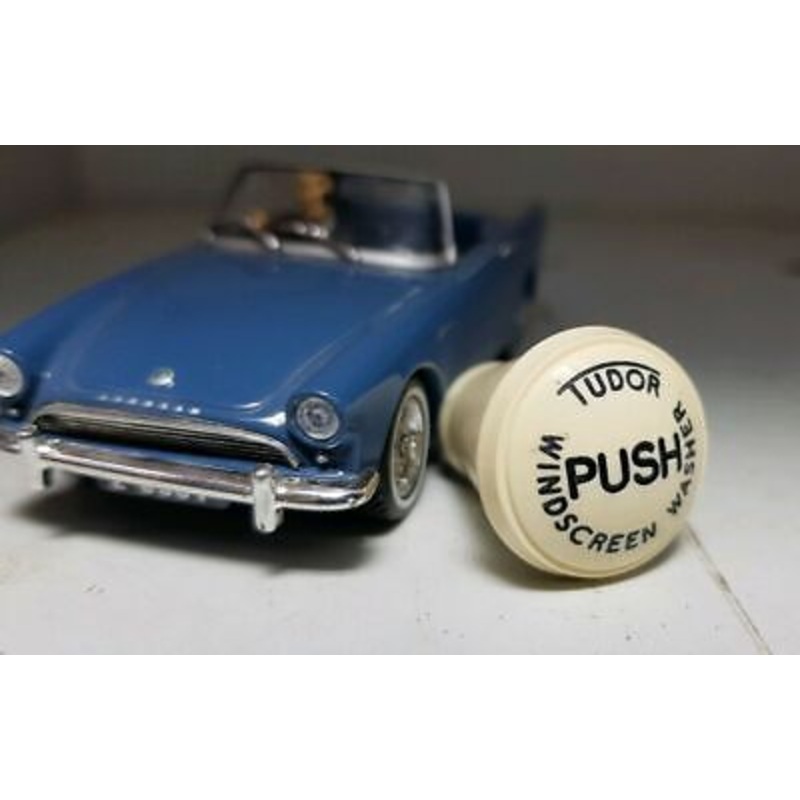 Tudor Type Dash Manual Pump Windscreen Washer Knob Cream Ivory