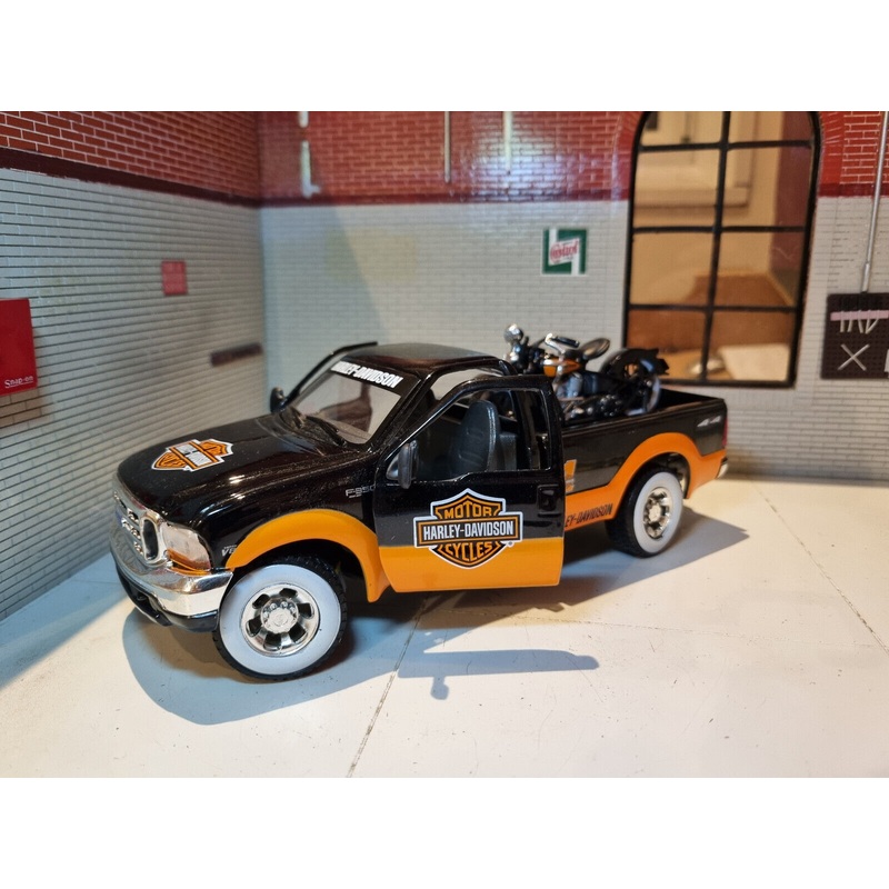 Ford 1999 F350 & 1936 Harley Davidson El Knucklehead Pickup & Motorbike 32172 Maisto 1:24