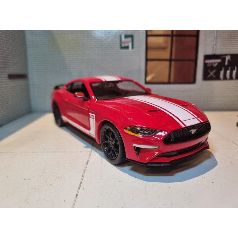 Ford Mustang 2018 3.7 5.0 V8 GT 73787 Motormax 1:24