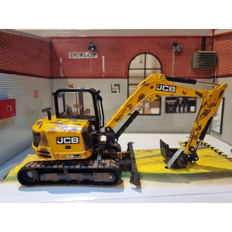 JCB 86C2 C-2 Midi Weathered Excavator Digger 43279 Britains 1:32
