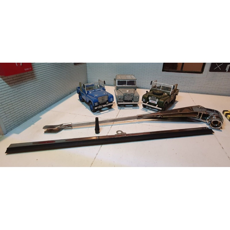 Land Rover Series 1 Stainless Wiper Arm & Blade Set - Eye Peg Fitting