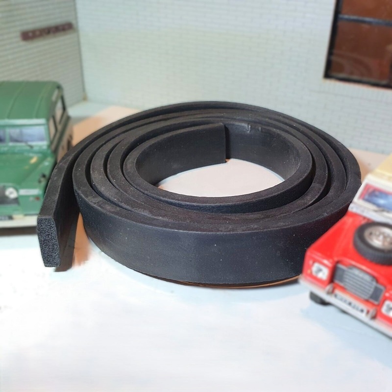 Land Rover Series 2, 2a, 3 & Lightweight Windscreen Bulkhead Seal (1958-1984)