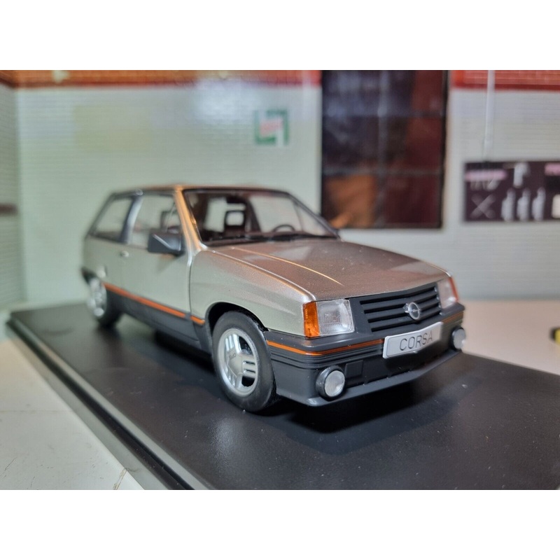 Opel 1989 Corsa (Nova) 1.3 SR S83 124136 Whitebox 1:24