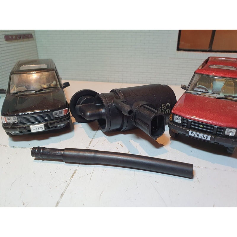 P38 / Discovery 1 - DMC10023 Rear Washer Pump AMR3271