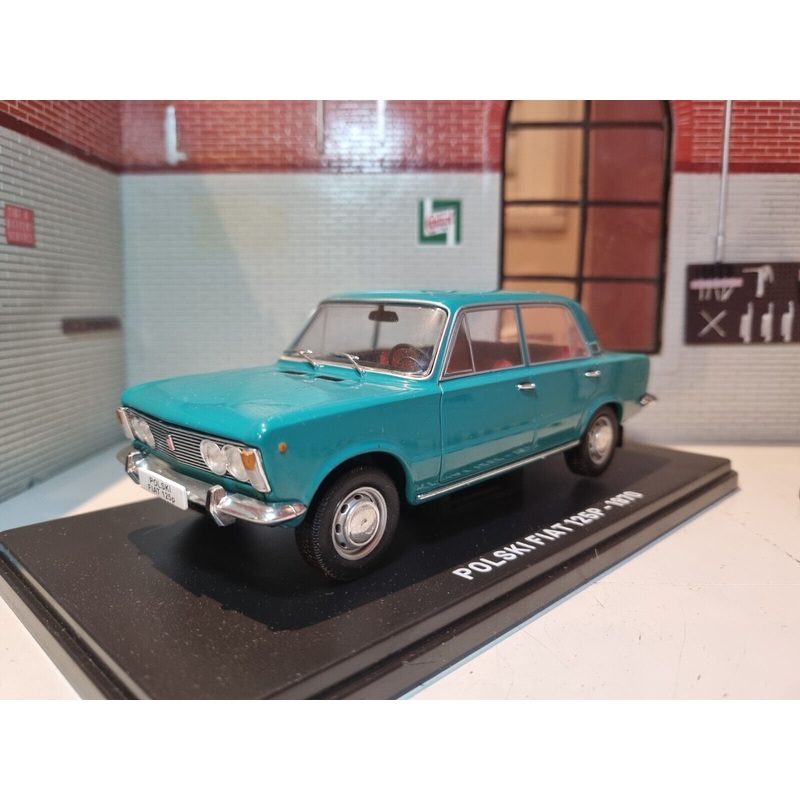 Polski Fiat 125P 1970 Unbranded 1:24