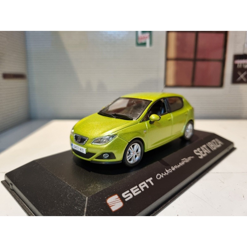 Seat 2008 Ibiza Mk4 6J Ex-Dealership Model 1:43