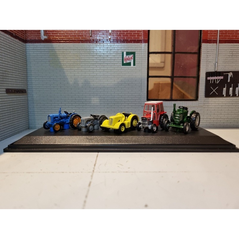 Tractor Set of 5, Ford, Ferguson, David Brown, Field Marshal 76SET33 Oxford Diecast 1:76