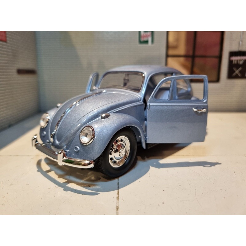 Volkswagen 1967 Beetle 24202 Lucky Diecast 1:24