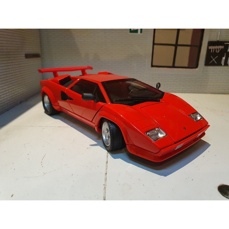 Lamborghini 1985 Countach LP5000 24112R Welly 1:24