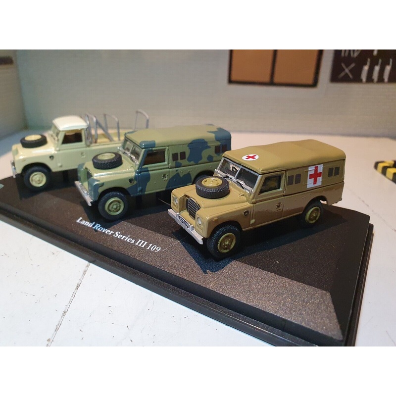 Land Rover Series 3 Gift Set 713PND Cararama 1:72