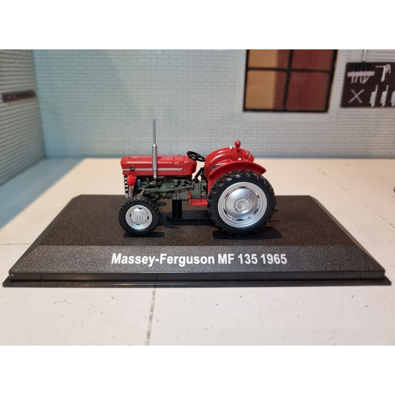 Massey Ferguson 1965 MF 135 Ex Magazine 1:43
