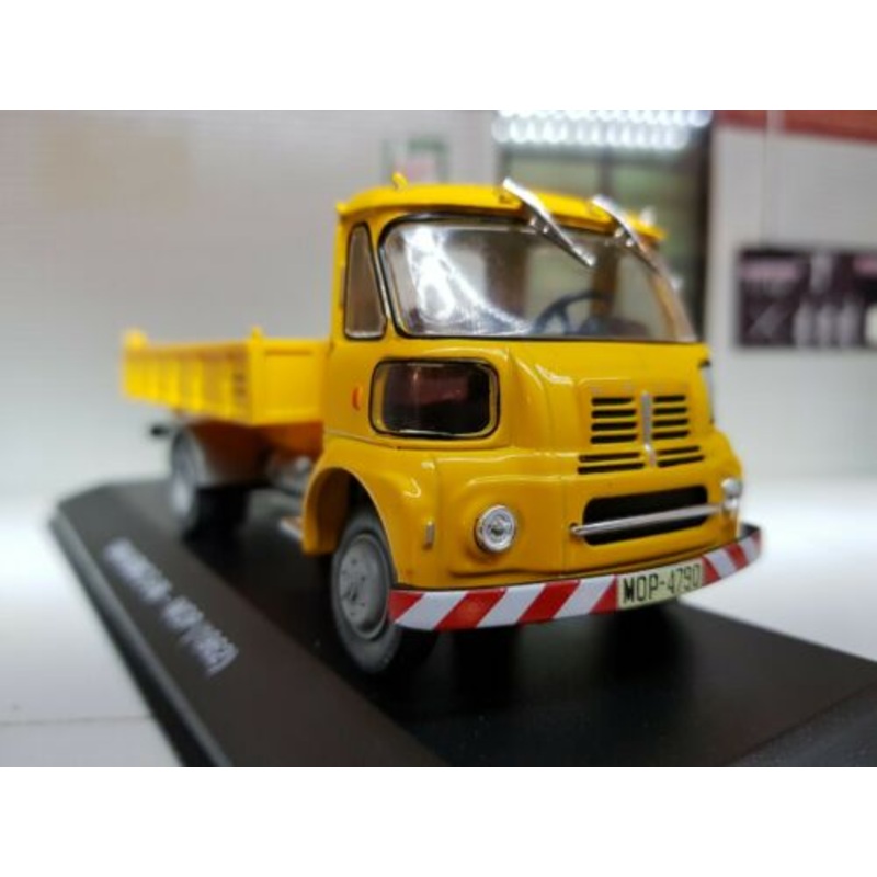 Leyland BMC FG Tipper Lorry Truck O Gauge Scale Atlas Oxford 1:43