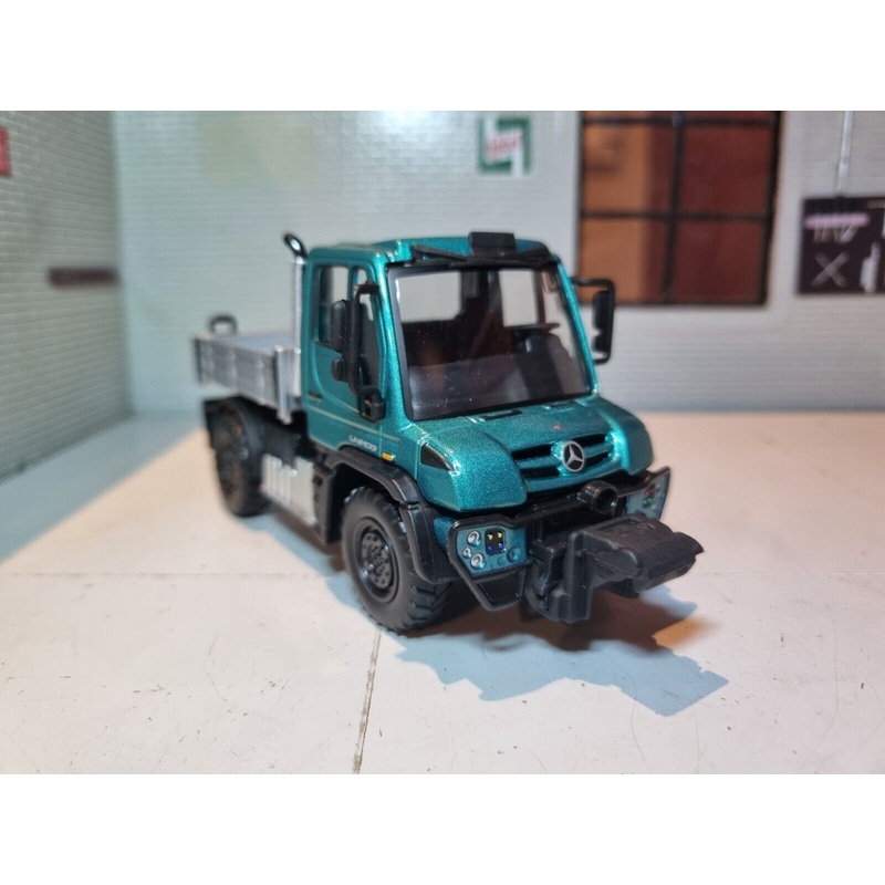 Mercedes Benz Unimog Tipper Truck U400 U423 21238 Maisto 1:43