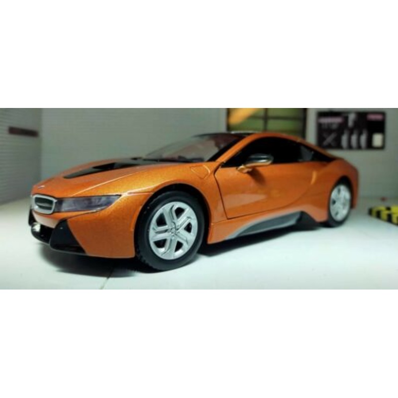 BMW i8 Hybrid Motormax 1:24