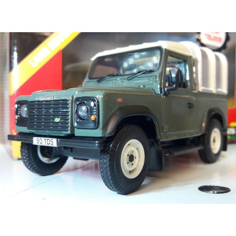 Land Rover Defender TDi TD5 90 Ifor Williams Back Britains  1:32