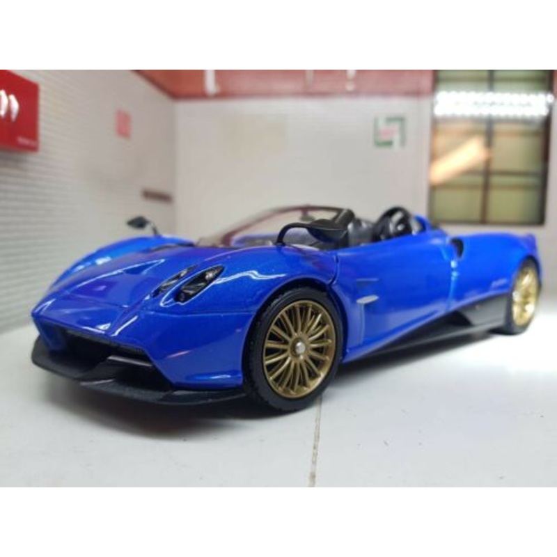 Pagani 2012 Huayra Roadster Motormax 1:24