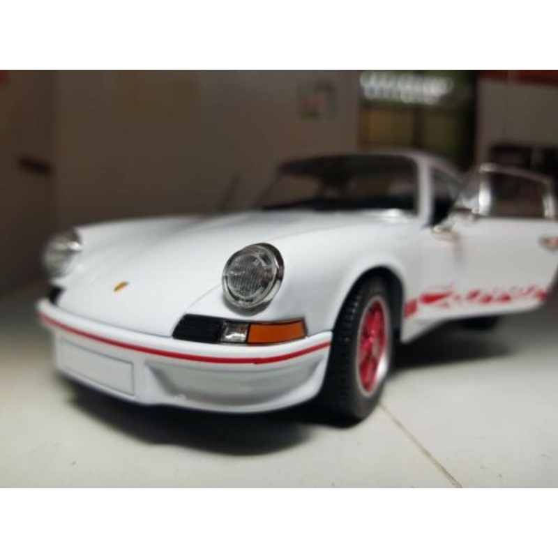 Porsche 1973 Carrera 911 RS 2.7 24086 Welly 1:24