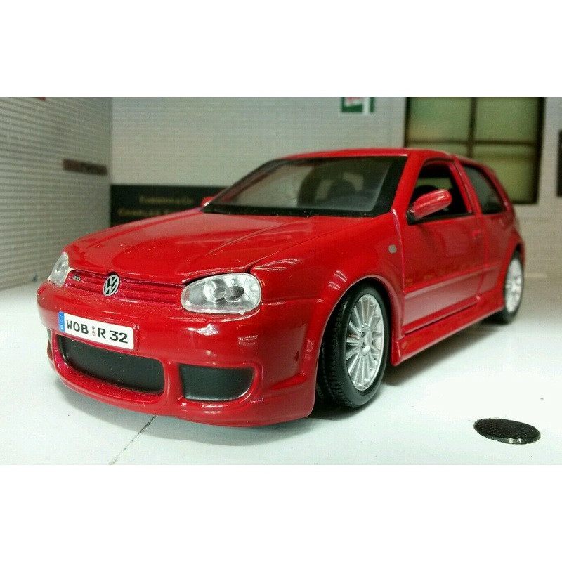 Volkswagen Golf R32 GTI Mk4 31290 Maisto 1:24