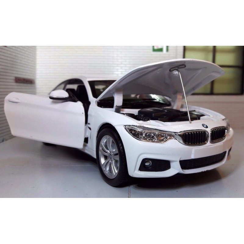 BMW 4 Series 435i F32 M Sport 71303 New Ray 1:24