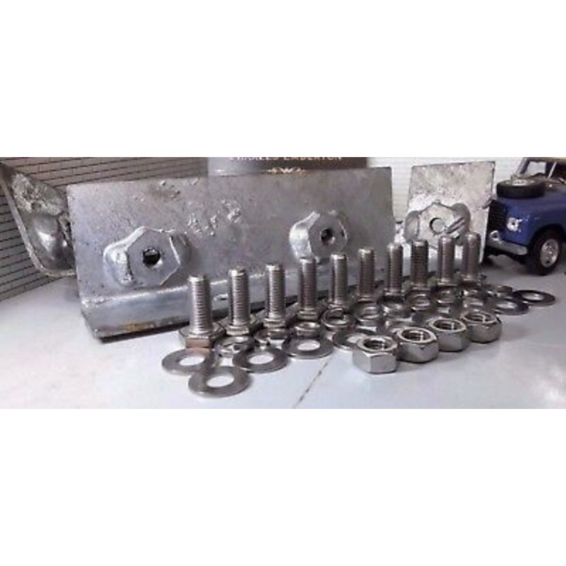 Land Rover Series 2 2a Bulkhead Wing Brackets (Fixings Optional) 338652 338653