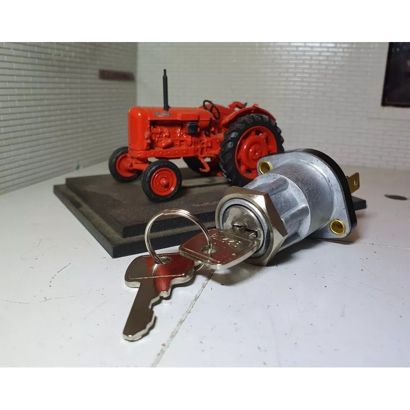 Reproduction Petrol Ignition Switch, Barrel & Keys 30608