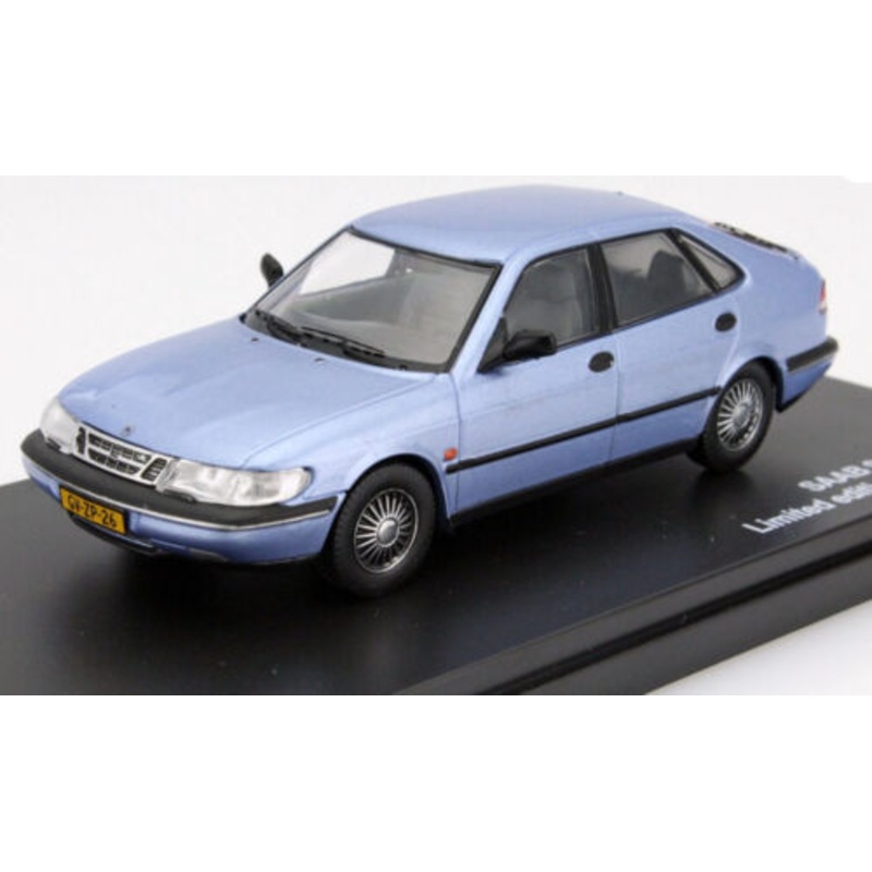 Saab 1994 900 V6 43068 Triple 9 1:43