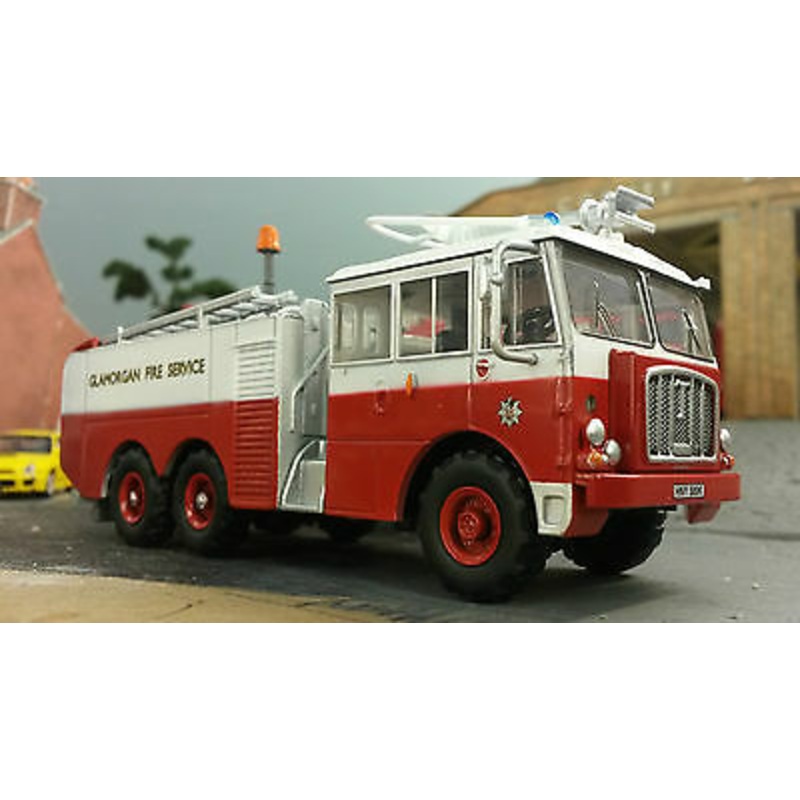 Thornycroft Nubian Airport Airfield Rescue Fire Engine 1:76