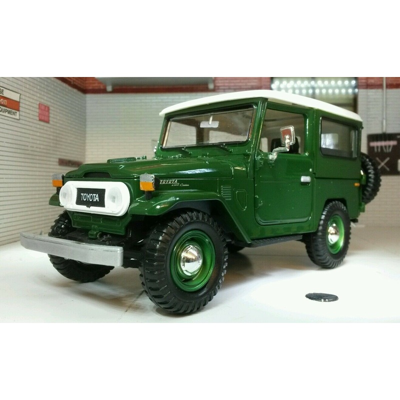 Toyota Land Cruiser FJ40 79323 Motormax 1:24