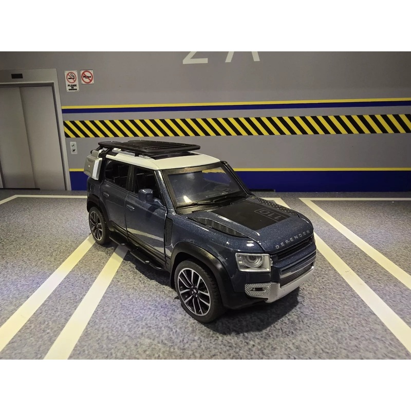 Land Rover 2020 Defender 110 Q3002A QY Toys 1:32