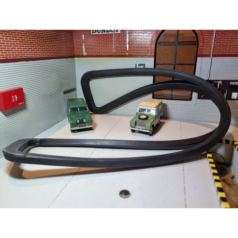 Land Rover Series 2, 2a, 3, Defender Rubber Vent Seal OEM x2