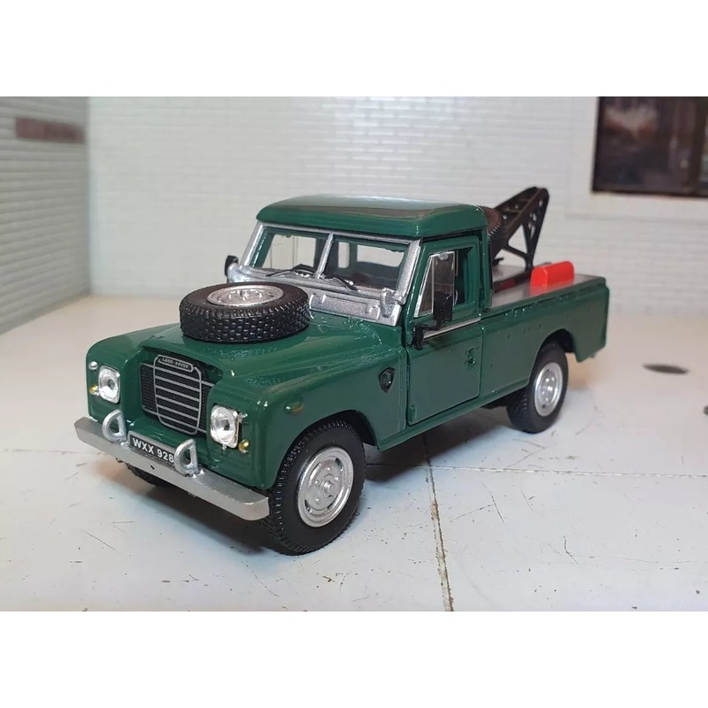 Land Rover  Series 2a 3 109  Breakdown Tow Recovery Truck 54041 Cararama 1:43