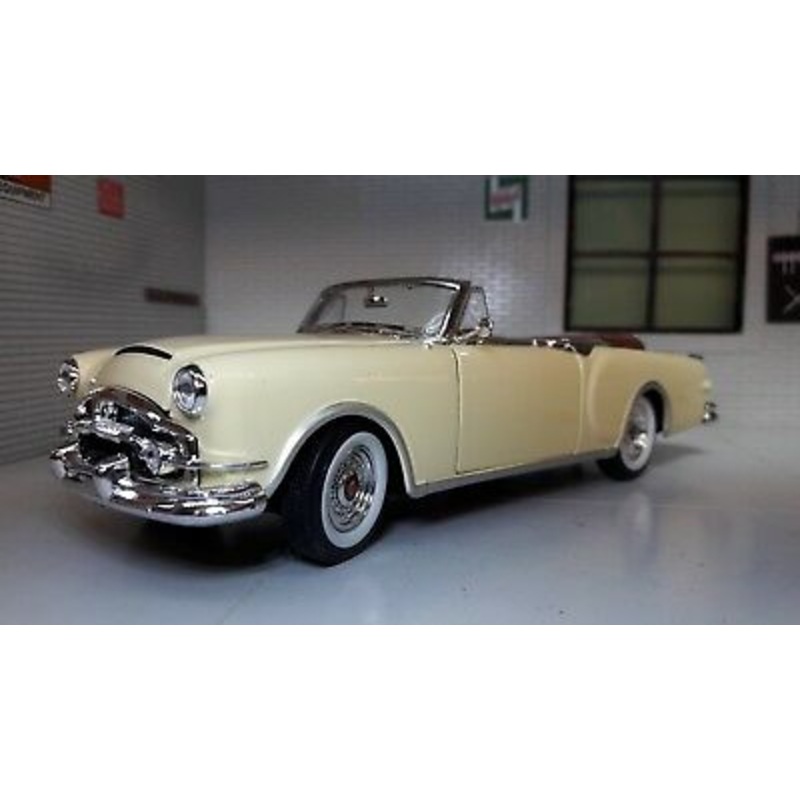Packard Caribbean Open Top 1953 Welly 1:24