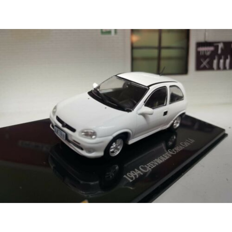 Vauxhall Corsa GSi Opel 1.6 Mk1 White 1994 Demag 1:43