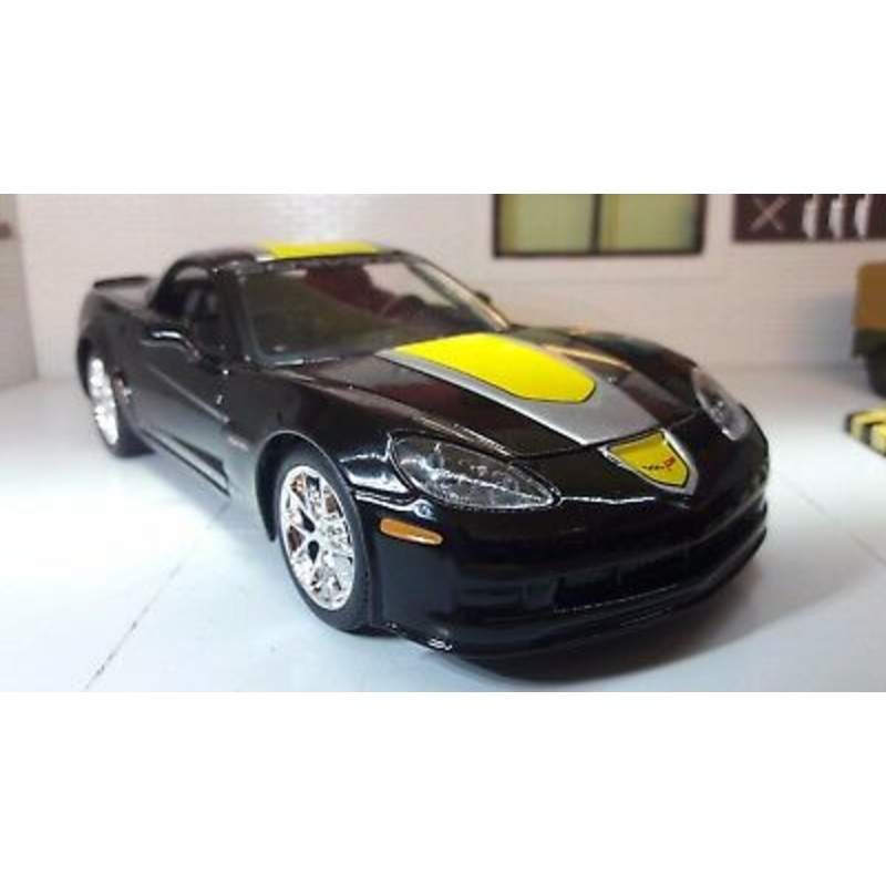 Chevrolet 2009 Corvette Z06 GT1 Commemorative Edition 76693 Maisto  1:24