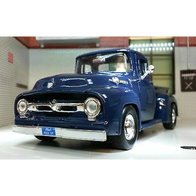 Ford 1956 F100 Pickup Motormax 73235 1:24